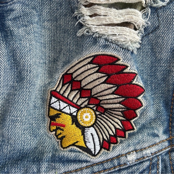 Legacy Edition Jean Vest Jordan Craig Distressed Button Up Light Wash Size M - Picture 4 of 12